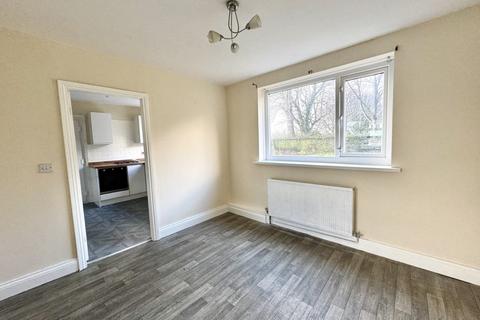 3 bedroom semi-detached house to rent, St Marys Avenue, Wyke, Bradford, BD12