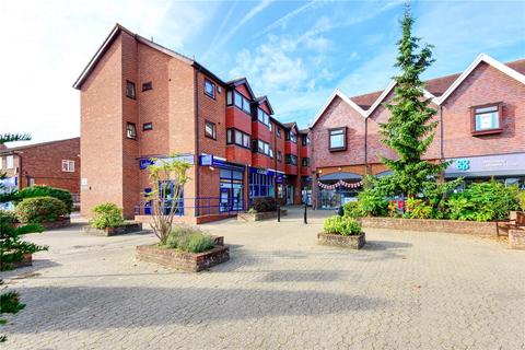 2 bedroom apartment for sale, Denly Way, Lightwater, Surrey, GU18