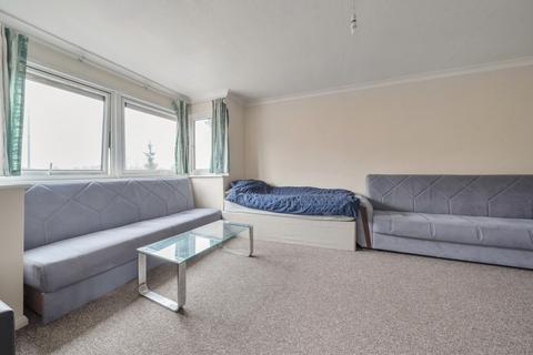 2 bedroom apartment for sale, Denly Way, Lightwater, Surrey, GU18