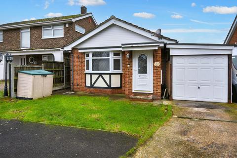 1 bedroom bungalow for sale, Canvey Island SS8