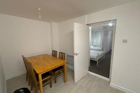 1 bedroom apartment to rent, Bedford road,  Reading,  RG1