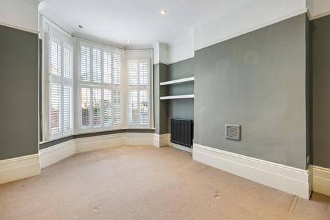 2 bedroom maisonette to rent, Auckland Hill, Streatham SE27