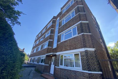 1 bedroom flat to rent, Clock House Road, Beckenham BR3