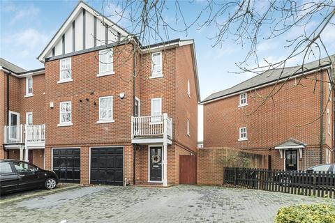 3 bedroom end of terrace house for sale, Lytchet Road, Bromley, BR1