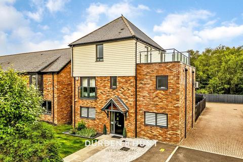 Park View, Chigwell, IG7