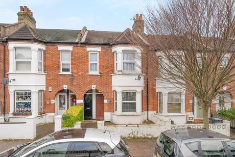 2 bedroom maisonette for sale, Felmingham Road, London, SE20