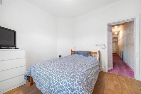 2 bedroom maisonette for sale, Felmingham Road, London, SE20