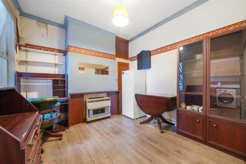 2 bedroom maisonette for sale, Felmingham Road, London, SE20