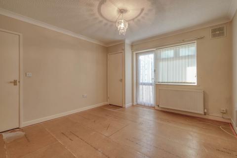 2 bedroom maisonette for sale, Salters Lane, Batchley, Redditch B97 6LD