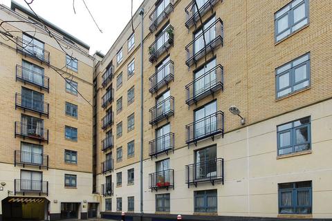 2 bedroom flat for sale, Bridgewater Square, City, London, EC2Y