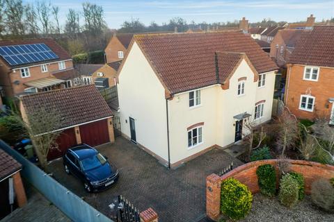 4 bedroom detached house for sale, Bereville Court, Middleton, Milton Keynes