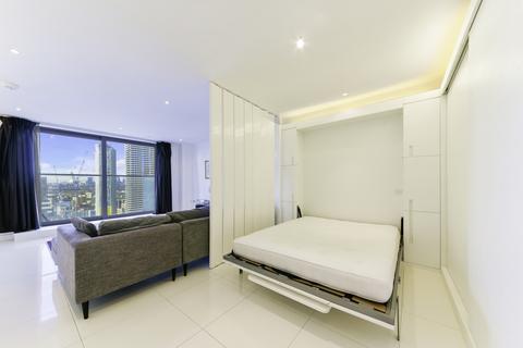 Studio to rent, Pan Peninsula Square, Canary Wharf, London, E14