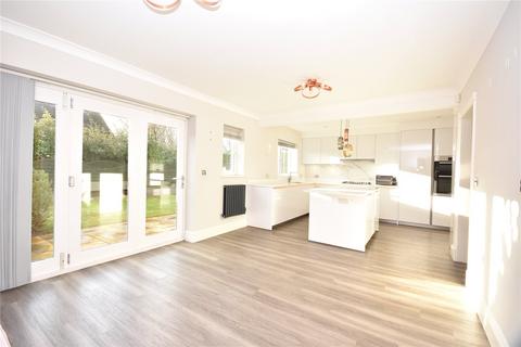 4 bedroom detached house for sale, Willow Grove, Leeds, West Yorkshire