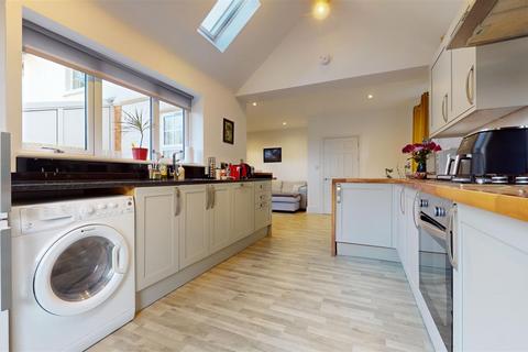 3 bedroom semi-detached house for sale, Bradwell Road, Bradville, Milton Keynes