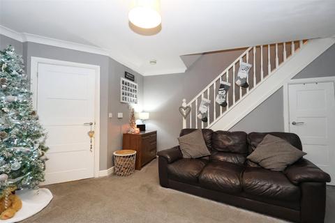 3 bedroom end of terrace house for sale, Willow Gardens, Sutton-in-Ashfield, Nottinghamshire, NG17