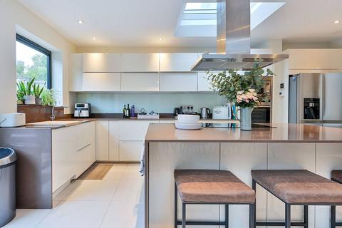 6 bedroom house for sale, Ashfield Road, Acton, London, W3