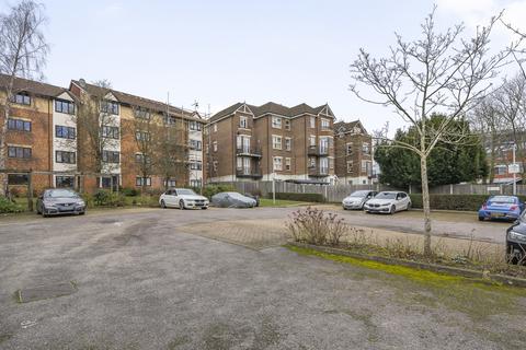 1 bedroom apartment for sale, Station Road, Surrey RH1