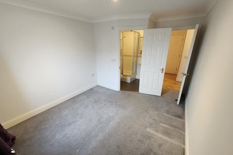 2 bedroom apartment to rent, Old School Place, Croydon