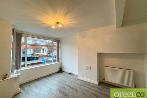 2 bedroom terraced house to rent, Gloucester Road, Manchester M43