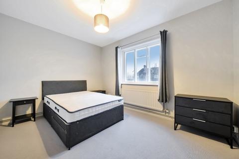 3 bedroom apartment to rent, Frankland House Balham SW12