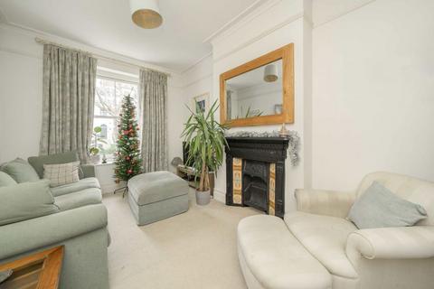 2 bedroom flat for sale, Hammersmith Grove, London W6