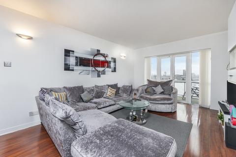 2 bedroom flat for sale, Riverview Court, Old Bellgate Place, London