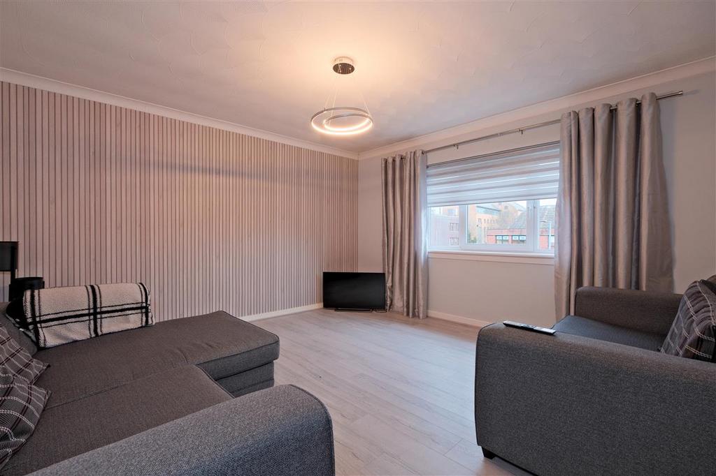 Orchard Street, Hamilton 2 Bed Apartment For Sale - £90,000