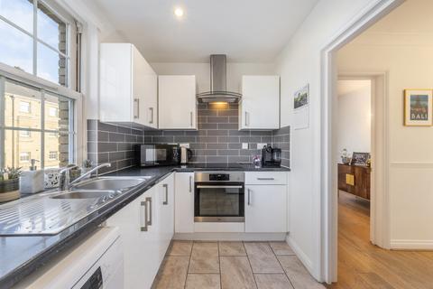 18 Edward Square, London, SE16 5EE