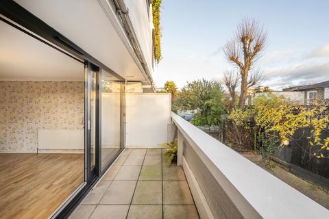 77b Mansfield Road, London, NW3 2JE