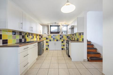 77b Mansfield Road, London, NW3 2JE