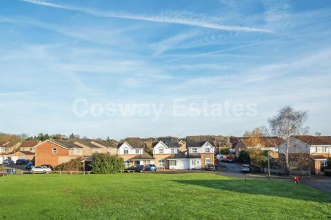 2 bedroom terraced house for sale, Aylesham Close, London