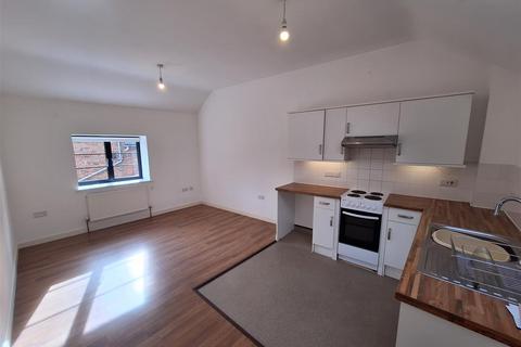 1 bedroom flat to rent, Welshpool, Powys, SY21