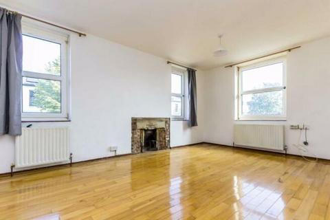 Studio to rent, Mapledene Estate, Mapledene Road, London