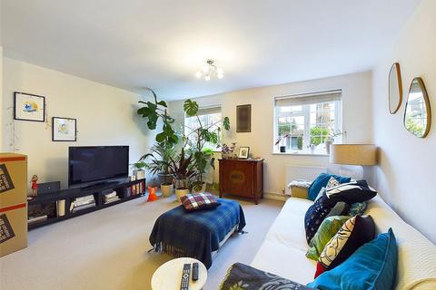 Apartment to rent, Stanmore Road, Richmond