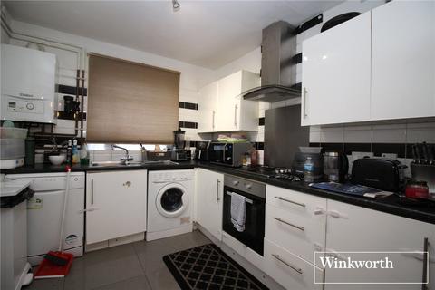 3 bedroom end of terrace house for sale, Gateshead Road, Borehamwood, Hertfordshire, WD6