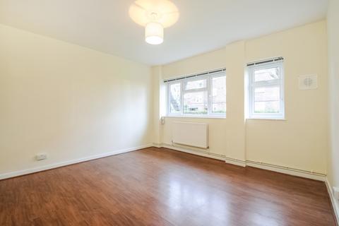 2 bedroom flat to rent, Wyvil Road Vauxhall SW8