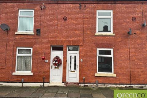 3 bedroom terraced house to rent, Broomhall Road, Salford M27