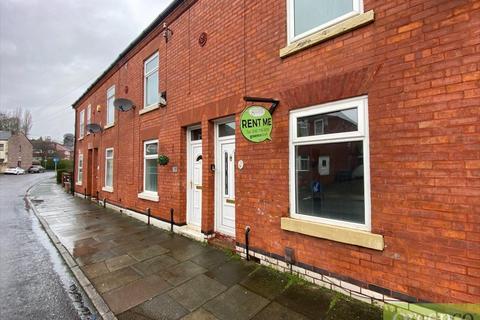 3 bedroom terraced house to rent, Broomhall Road, Salford M27