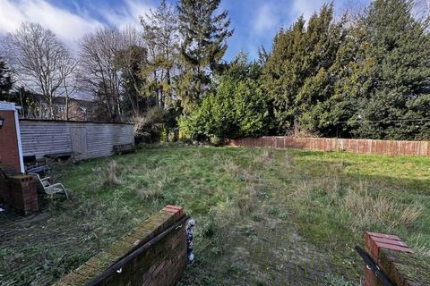 Land for sale, Compton Avenue, Luton, Bedfordshire, LU4 9AZ