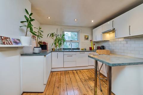 2 bedroom flat for sale, Carden Road,  London, SE15