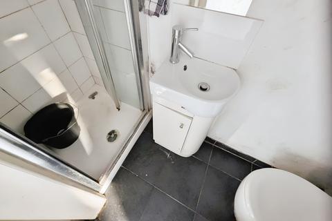 3 bedroom terraced house for sale, 220 Burnaby Road, Radford, Coventry, West Midlands CV6 4AY