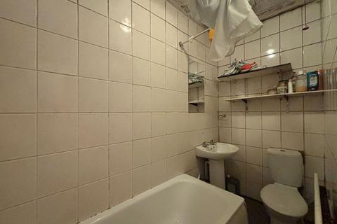 1 bedroom flat for sale, First Floor Flat, 13A Balaam Street, Newham, London, E13 8EB