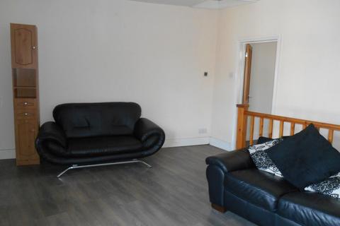 2 bedroom flat to rent, WEST WATFORD WD18