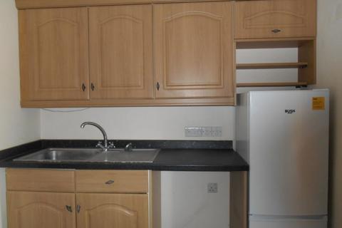 2 bedroom flat to rent, WEST WATFORD WD18