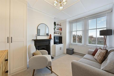 3 bedroom maisonette for sale, Avondale Road, Wimbledon SW19