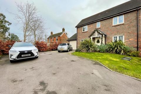 4 bedroom detached house to rent, Knowle Park Lane, Eastleigh SO50