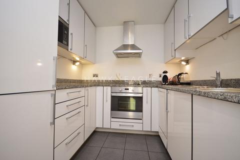 1 bedroom flat to rent, Western Gateway, London, Greater London. E16