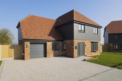 4 bedroom detached house for sale, Mulberry Mews, Sandwich Road, Whitfield