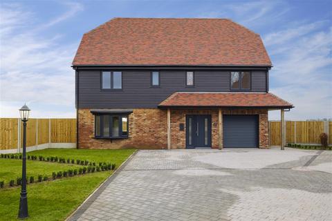 5 bedroom detached house for sale, Mulberry Mews, Sandwich Road, Whitfield