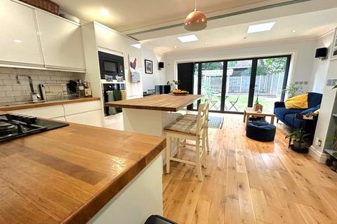 7a Farley Road, London, SE6 2AA